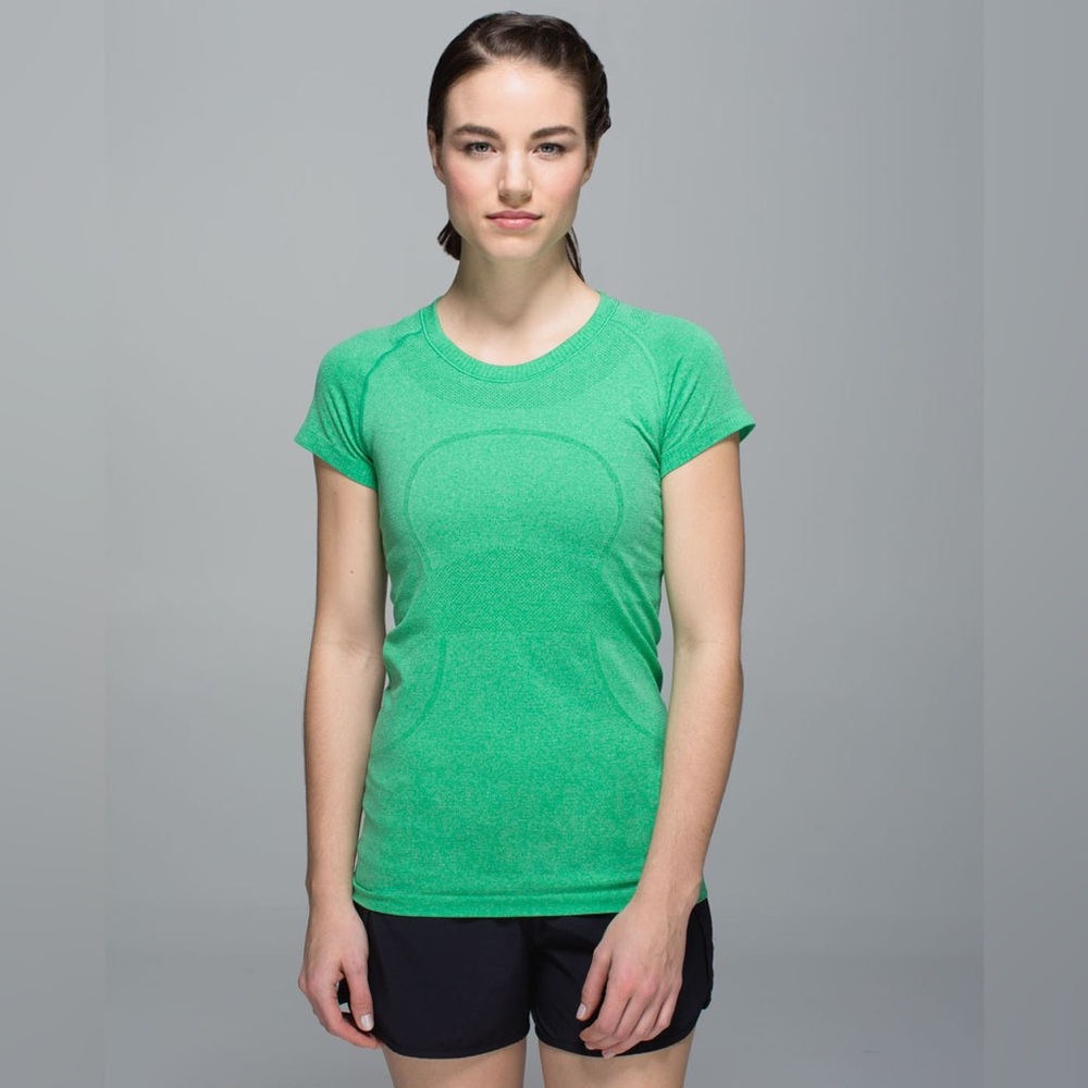 Lululemon Athletica Swiftly Tech Short Sleeve Tee, Size 6